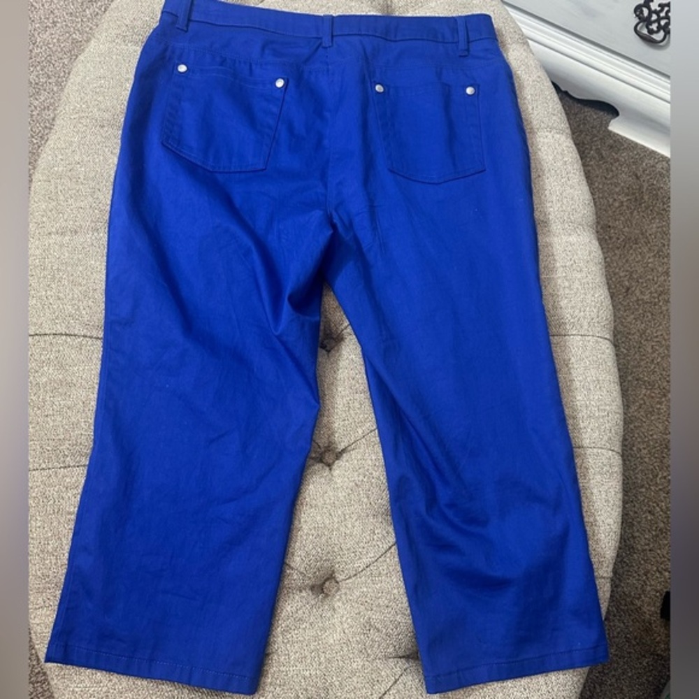 Peter Nygard Cropped Pants - Picture 3 of 16